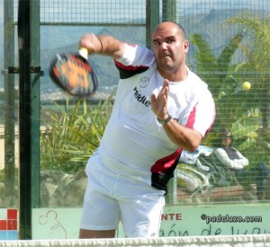 Nacho y Coco se abren paso en un mar de errores hasta la victoria en 3ª del Torneo Express de Pádel de Coín