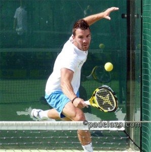 Unas 70 parejas convierten en una fiesta del pádel el Torneo Primavera Onda Cero en Lew Hoad