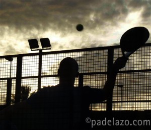 Mucho juego y gran ambiente en el Torneo de pádel Steel Custom del club Cerrado del Águila