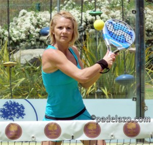 El pádel más solidario vence a la lluvia en el Torneo a beneficio de Cudeca en Reserva del Higuerón