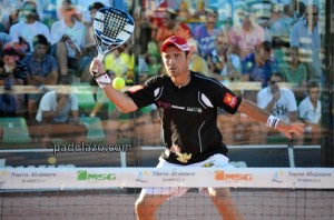 Jordi Muñoz y Maxi Sánchez destapan su pádel para meterse en semis del PPT de Marbella