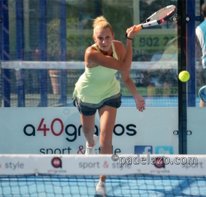 Julia Gil final 2 femenina torneo padel hacienda clavero pinos del limonar julio