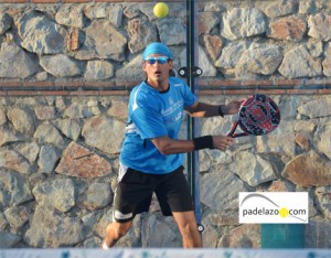 Guille Demianiuk y Rafa Méndez dictan desde la red el camino de la victoria en el club Los Caballeros