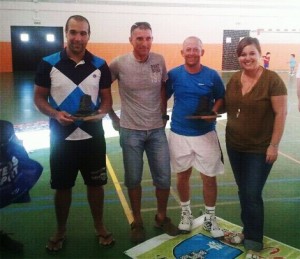 Algarrobo recurre al pádel para mantener las sonrisas infantiles de AVOI
