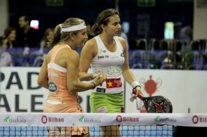 La txapela corona en Bilbao el pádel de leyenda de Carolina Navarro y Cecilia Reiter