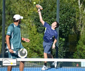 Willy Ruiz y Francis Tobaria se exprimen en su victoria en el II Open benéfico del club Matagrande