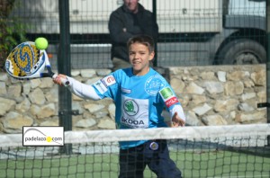 El pádel aplaca el temporal en el Campeonato Provincial de Menores en Málaga