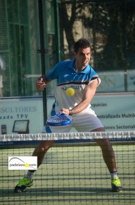 Nacho González, en el partido final. Nacho Gonzalez 7 padel final 1 masculina Torneo Tecny Gess Lew Hoad abril 2013