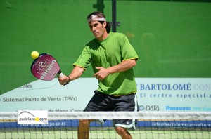 El calor del pádel anticipa el verano en el Torneo Tecny-ges de Lew Hoad