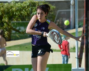 Rocío González y Lourdes Sintas imponen su pegada en la final de Fuengirola del Circuito DKV Padel Women Tour 2013