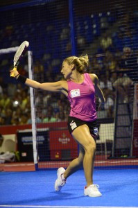 Valeria Pavón, en el partido de semifinales en el Martín Carpena. Foto: World Padel Tour. valeria pavon semifinal world padel tour malaga 2013
