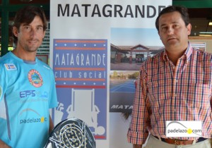 El padel de El Rayo Demianuk ilumina Antequera desde el club Matagrande