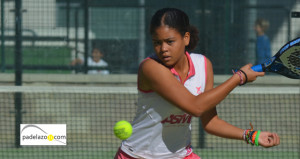Alba Pérez: un título mundial de padel que despide su paso por infantil en un mágico 2013