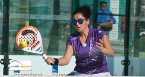 Un centenar de parejas adelanta adelanta la Navidad en el último Torneo de 2013 del Club Los Caballeros