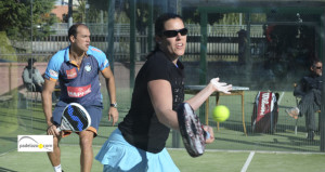 Seba Nerone eleva el espectáculo del Torneo de Padel Steel Custom en el Hotel Myramar
