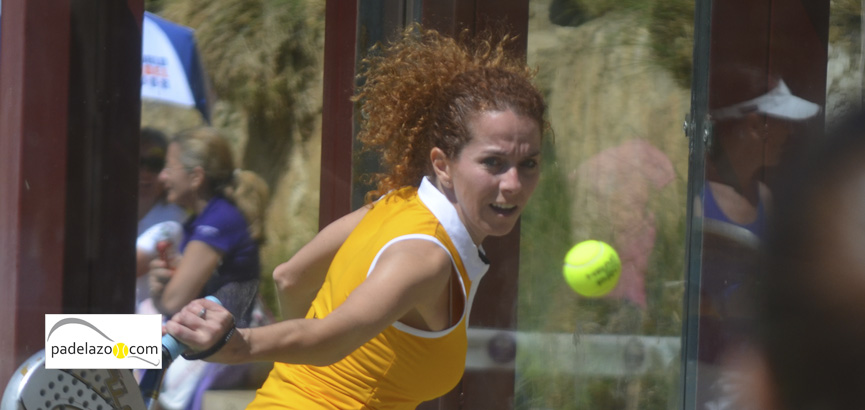 Olivia Ramírez, en +40. olivia ramirez padel +40 femenina campeonato andalucia veteranos reserva higueron abril 2014