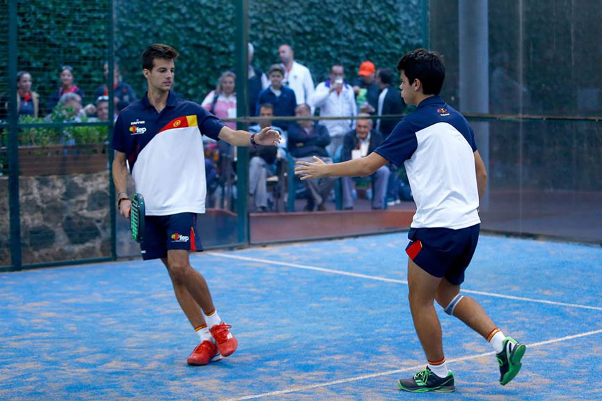 momo-gonzalez-y-coki-nieto-mundial-padel-menores-2015-mexico