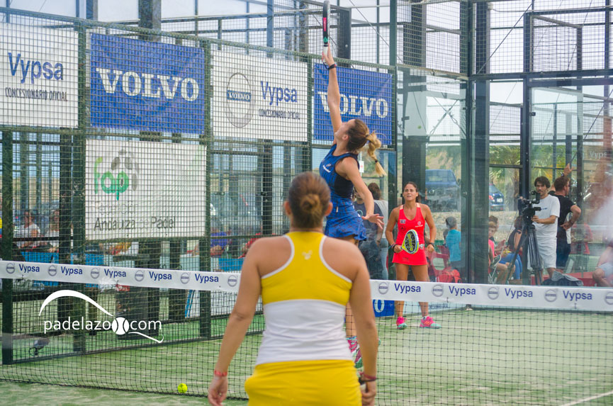 victoria-iglesias-y-mari-carmen-villalba-final-femenina-campeonato-andalucia-padel-2017