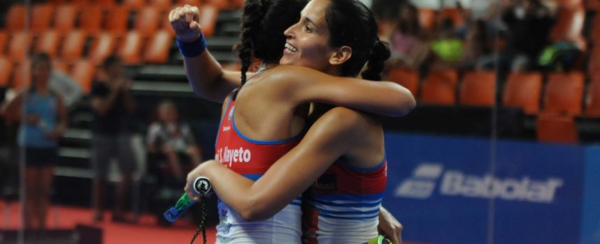 Las gemelas Sánchez Alayeto reivindican su estilo con un gran triunfo en el Estrella Damm Valencia Master 2018