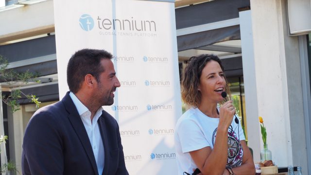 Marta Marrero abandera la primera incursión de Tennium en el pádel