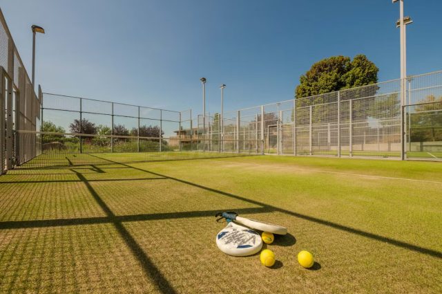 Casas rurales donde practicar pádel en Cataluña